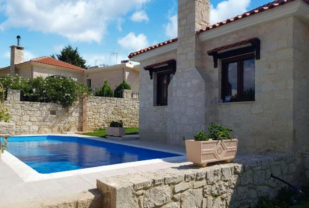 Heraklion Twins House - Private Pool Retreat Episkopi  Ngoại thất bức ảnh