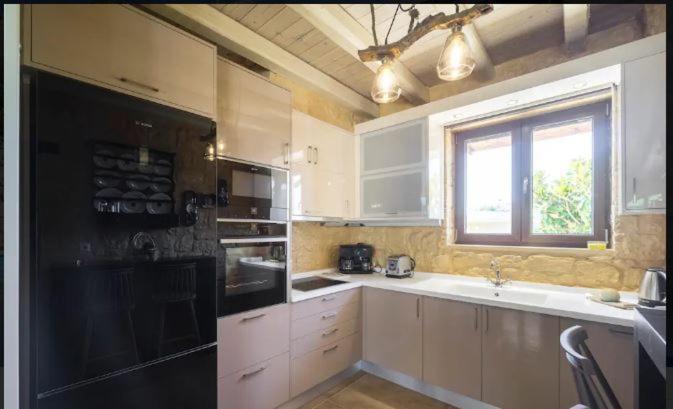 Heraklion Twins House - Private Pool Retreat Episkopi  Ngoại thất bức ảnh